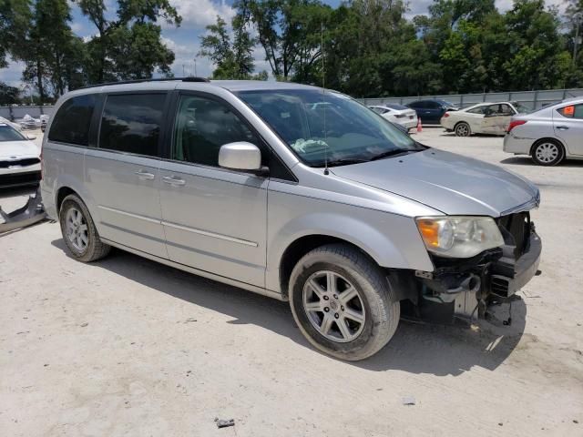 2010 Chrysler Town & Country Touring