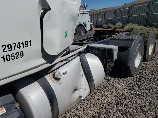 2019 Freightliner Cascadia 126