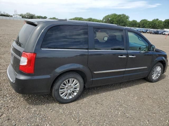 2012 Chrysler Town & Country Limited