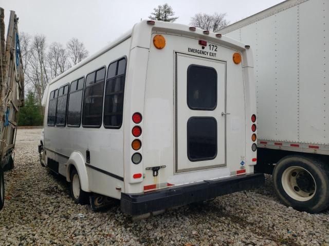 2019 Ford Econoline E450 Super Duty Cutaway Van