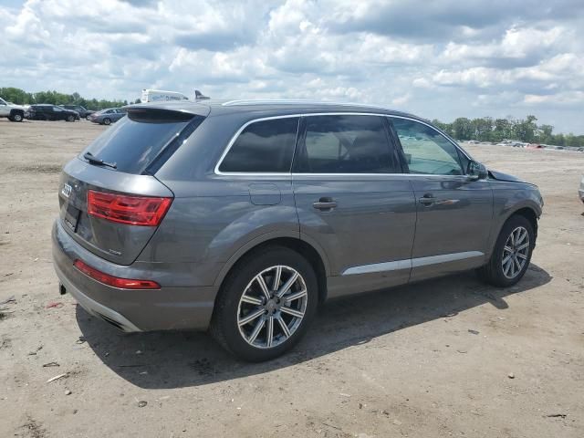 2019 Audi Q7 Premium Plus