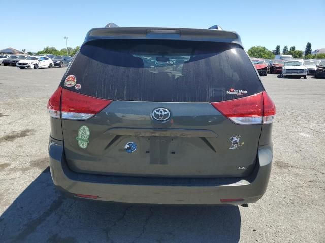 2012 Toyota Sienna LE