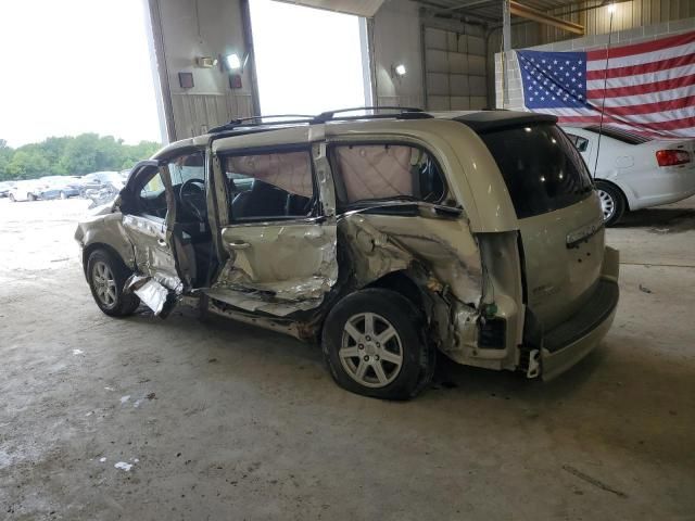 2010 Chrysler Town & Country Touring