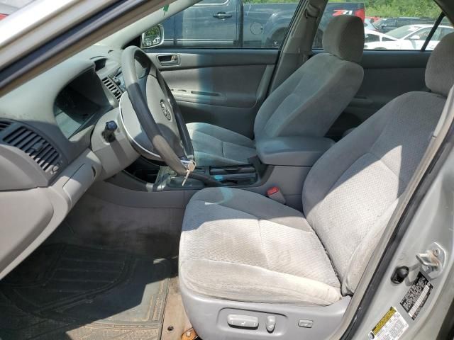 2004 Toyota Camry LE