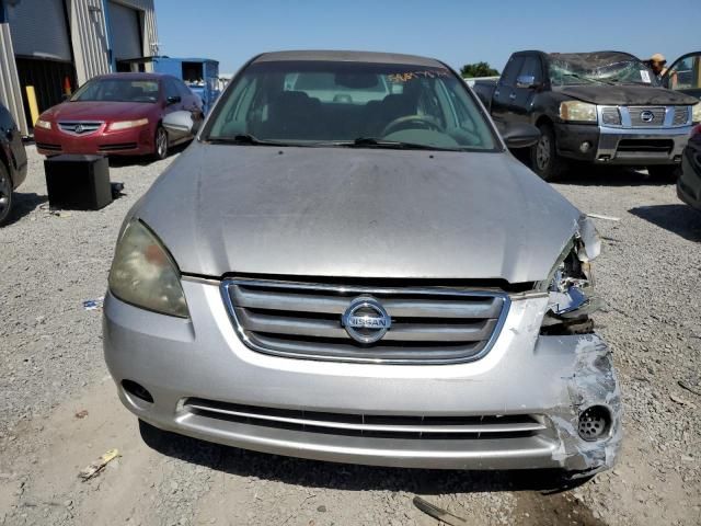 2004 Nissan Altima Base