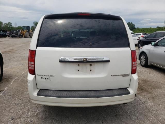 2010 Chrysler Town & Country Touring