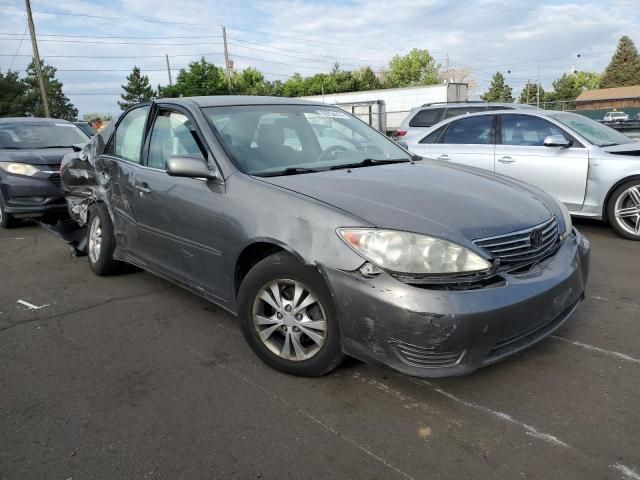 2005 Toyota Camry LE