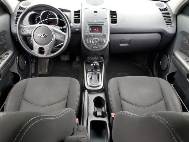 2013 KIA Soul +