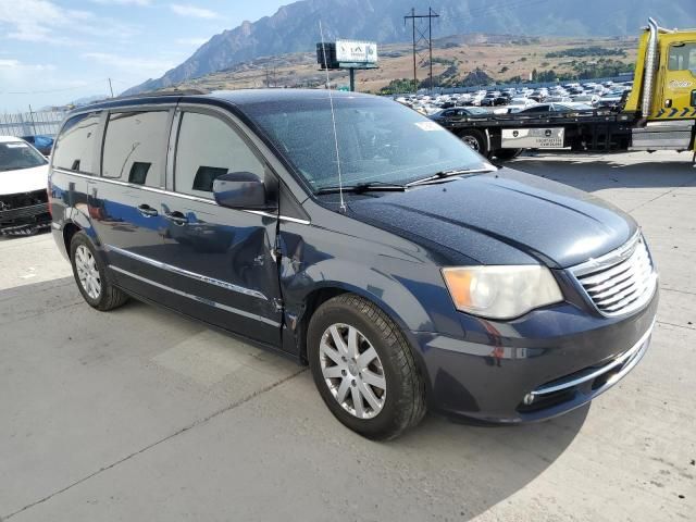 2013 Chrysler Town & Country Touring