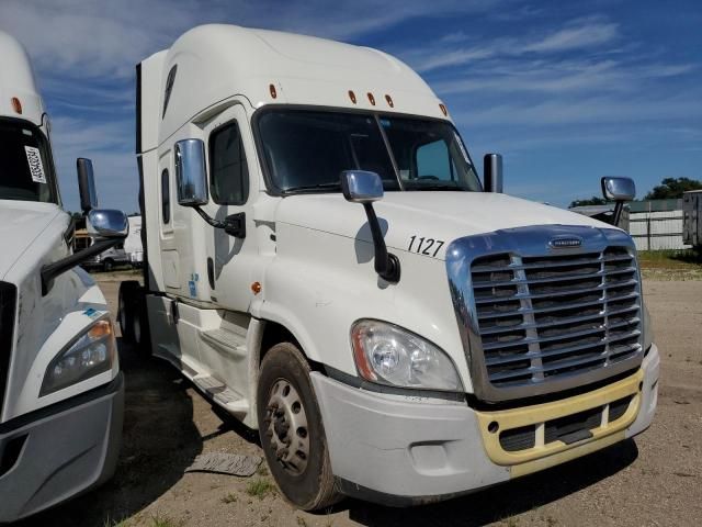 2016 Freightliner Cascadia 125