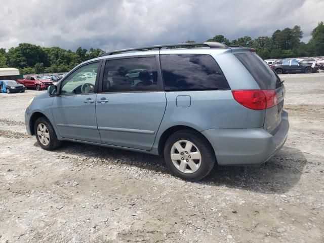 2006 Toyota Sienna XLE