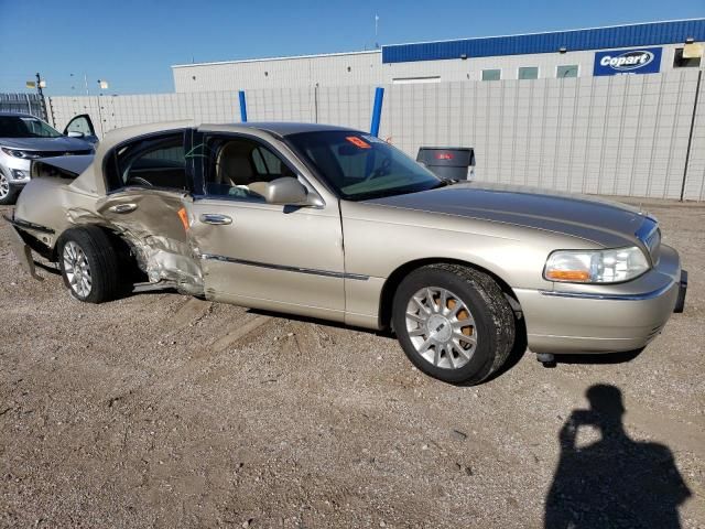 2006 Lincoln Town Car Signature