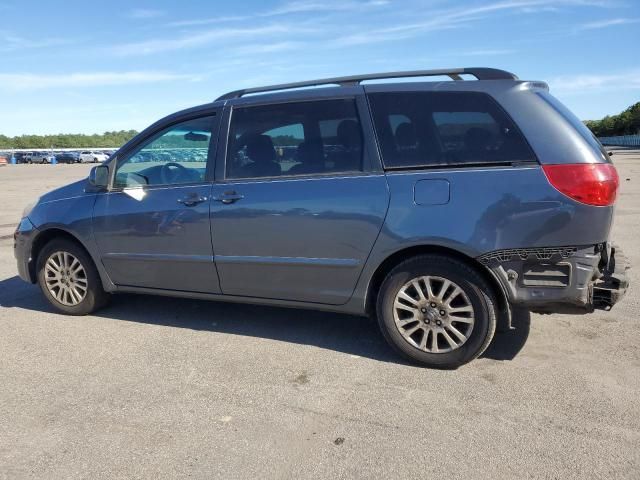 2008 Toyota Sienna XLE