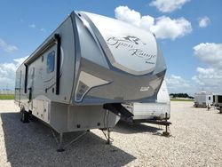 Salvage trucks for sale at Temple, TX auction: 2016 Open Road 5th Wheel