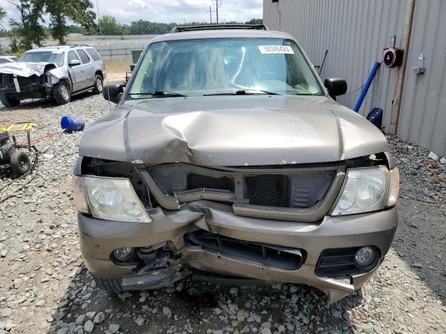 2004 Ford Explorer XLT