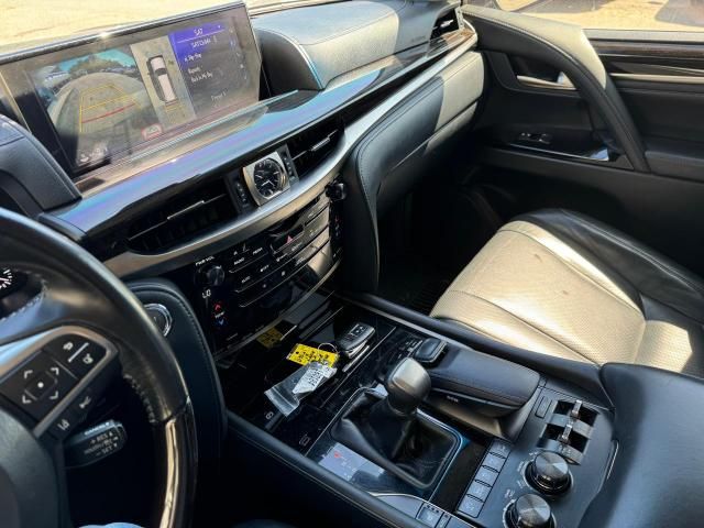 2018 Lexus LX 570