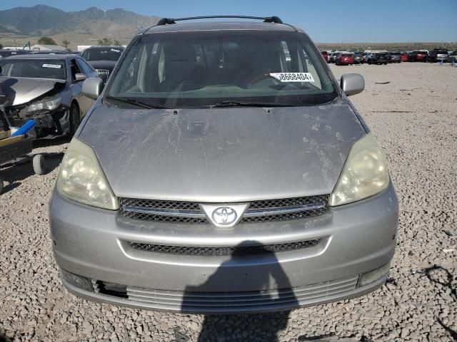 2005 Toyota Sienna XLE