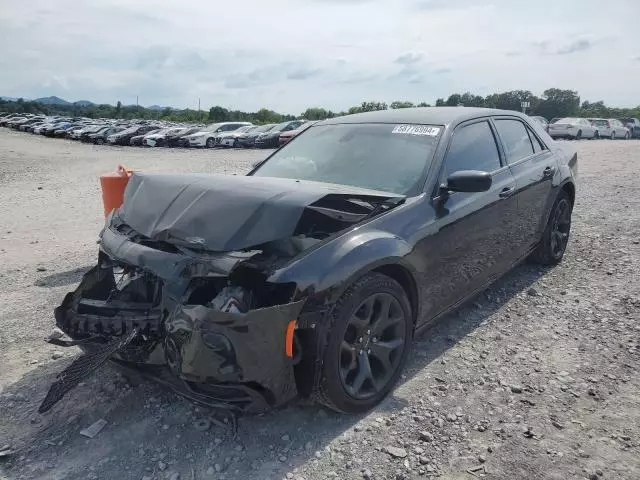 2020 Chrysler 300 Touring