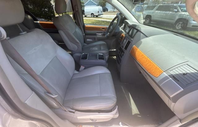 2008 Chrysler Town & Country Limited