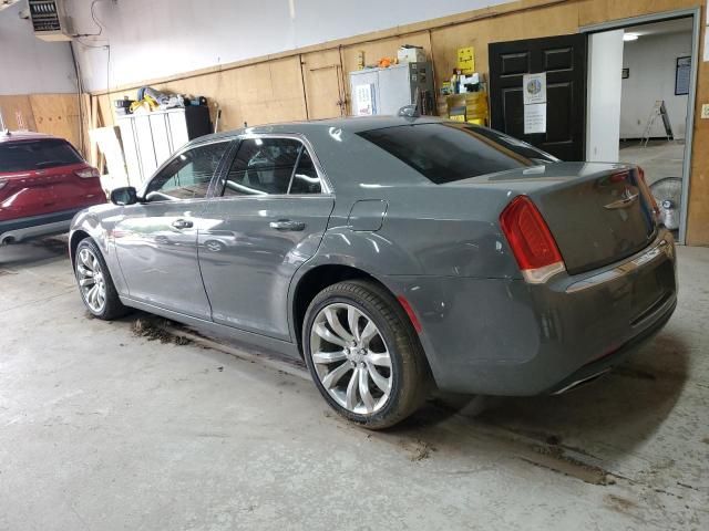 2018 Chrysler 300 Touring