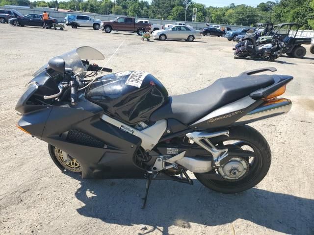 2004 Honda VFR800