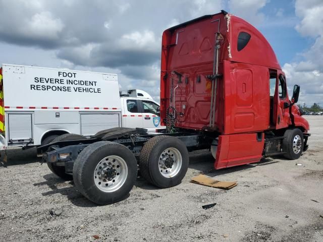 2019 Freightliner Cascadia 125