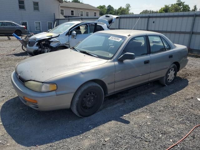 1995 Toyota Camry DX