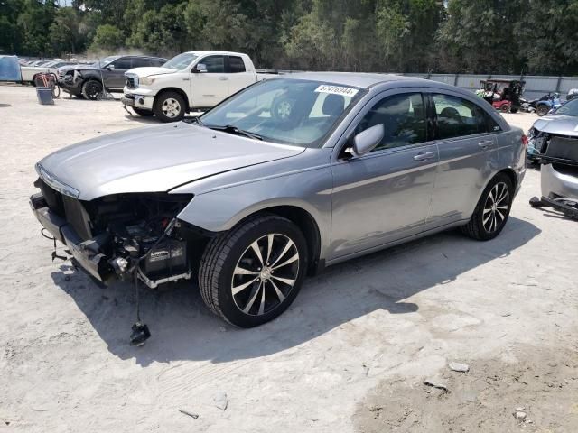 2014 Chrysler 200 Touring