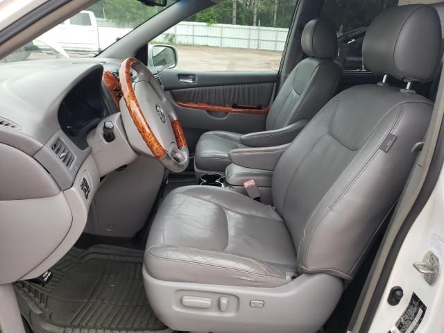 2007 Toyota Sienna XLE