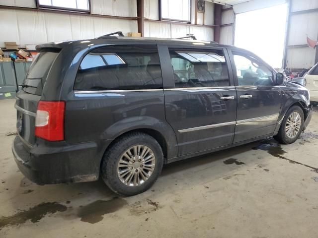 2011 Chrysler Town & Country Limited