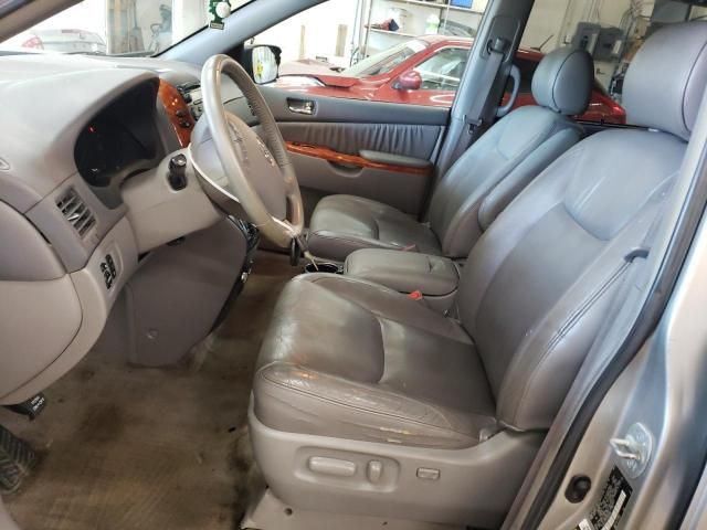 2007 Toyota Sienna XLE