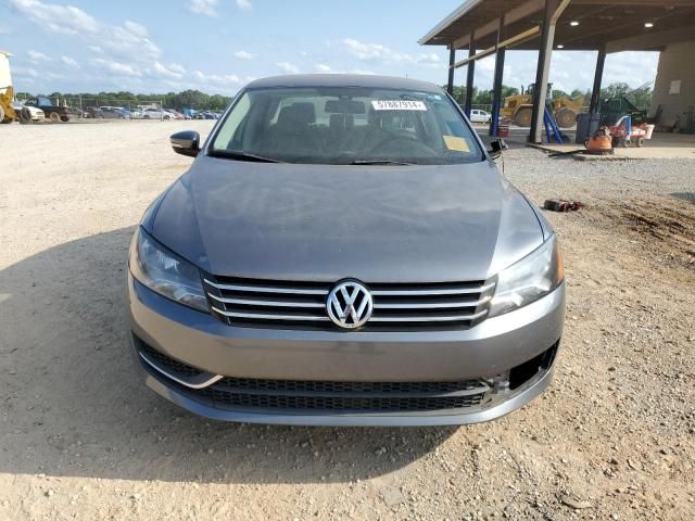 2013 Volkswagen Passat S