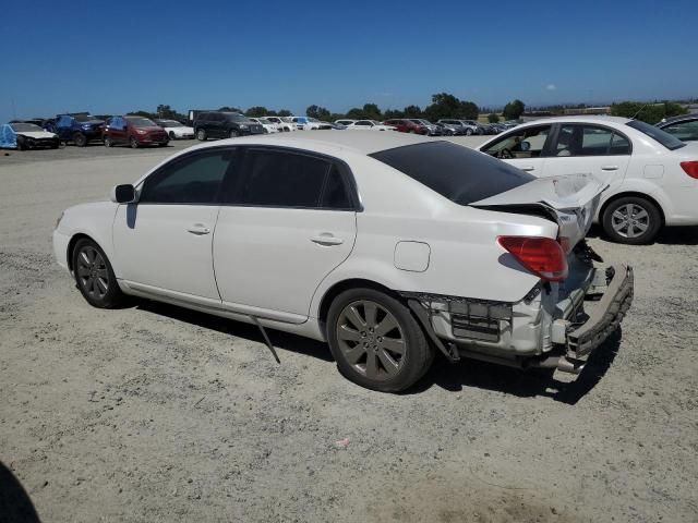 2005 Toyota Avalon XL