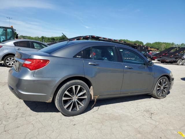 2012 Chrysler 200 Touring