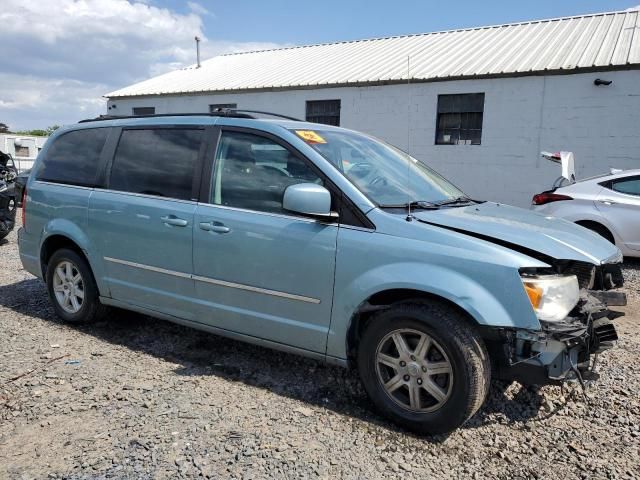 2010 Chrysler Town & Country Touring Plus