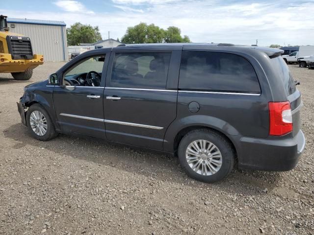 2012 Chrysler Town & Country Limited