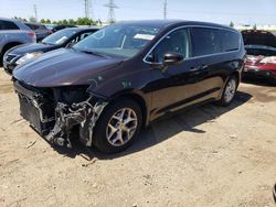 Salvage cars for sale at Elgin, IL auction: 2017 Chrysler Pacifica Touring L