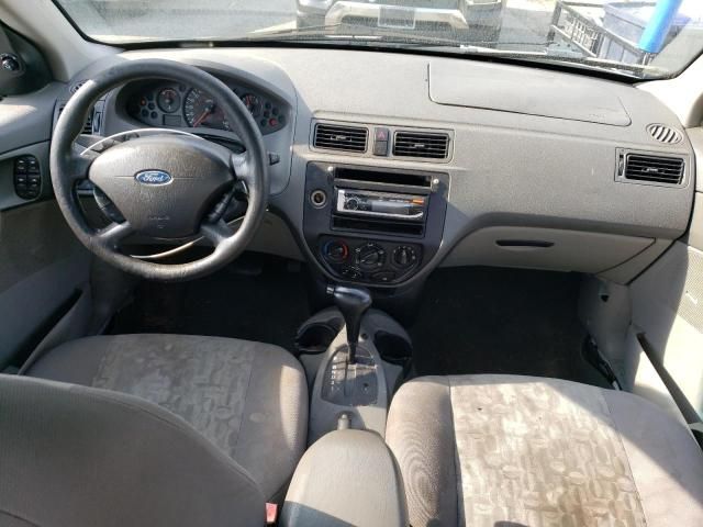 2005 Ford Focus ZX4