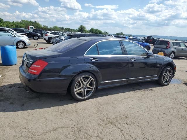 2010 Mercedes-Benz S 63 AMG