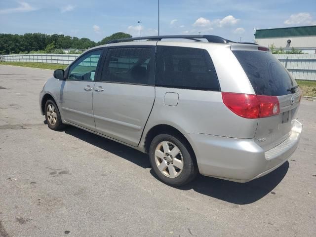 2008 Toyota Sienna CE