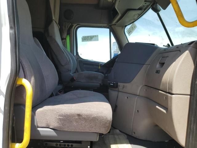 2017 Freightliner Cascadia 125