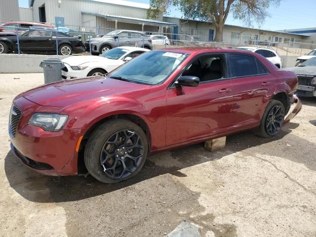 2019 Chrysler 300 Touring