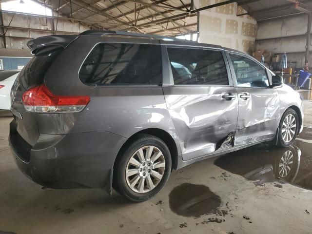 2011 Toyota Sienna XLE