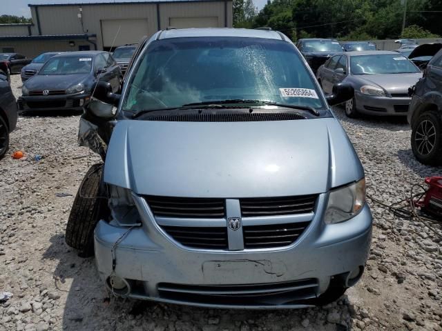 2005 Dodge Grand Caravan SXT