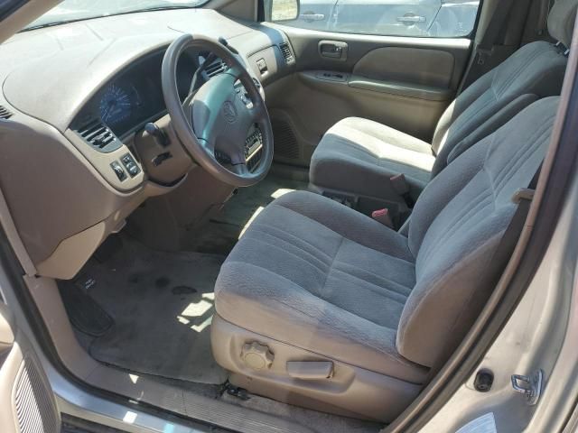 2002 Toyota Sienna CE