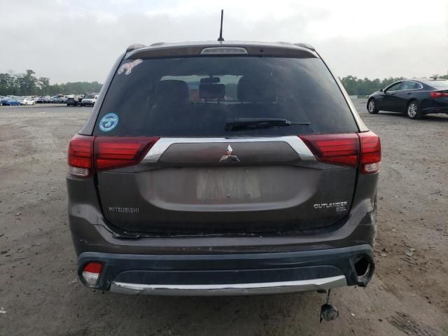 2016 Mitsubishi Outlander SE