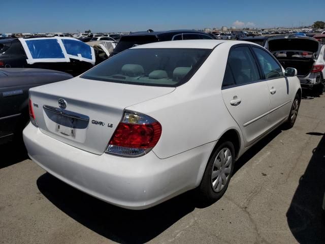 2005 Toyota Camry LE