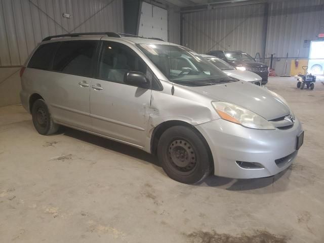 2010 Toyota Sienna CE