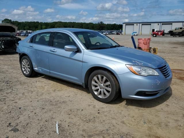 2013 Chrysler 200 Touring