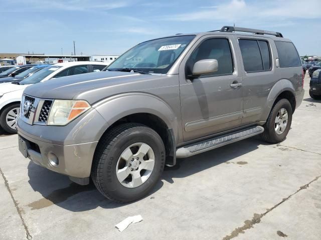 2006 Nissan Pathfinder LE